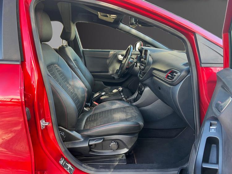 voiture occasion FORD PUMA à la Réunion disponible sur noutlauto.re
