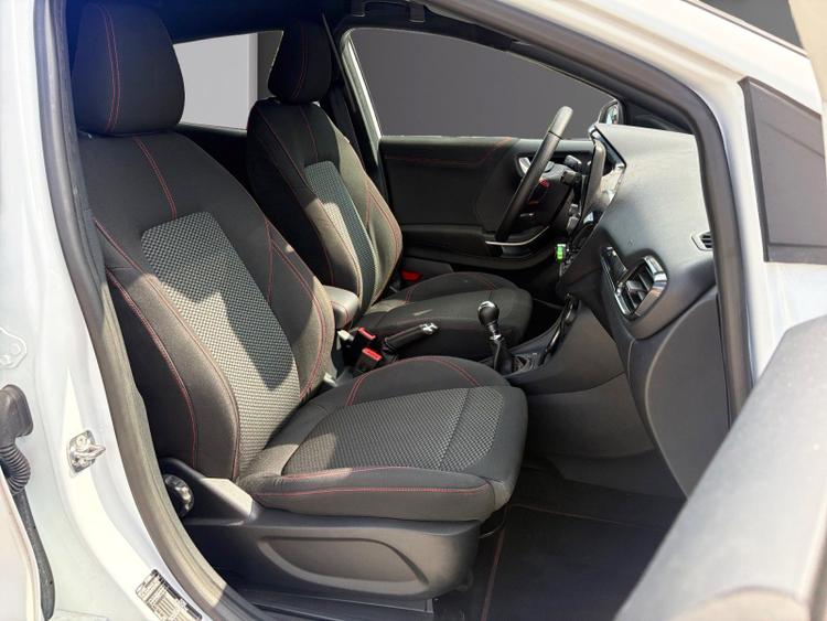 voiture occasion FORD PUMA à la Réunion disponible sur noutlauto.re