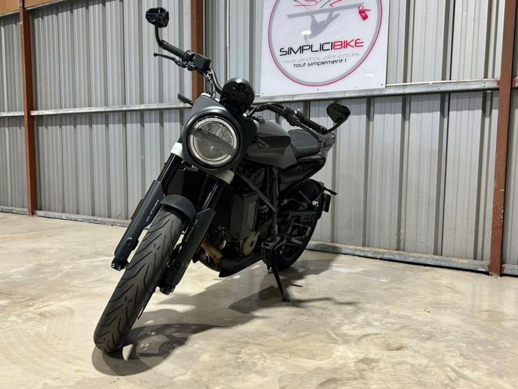 voiture occasion HUSQVARNA SVARTPILEN 701 à la Réunion disponible sur noutlauto.re