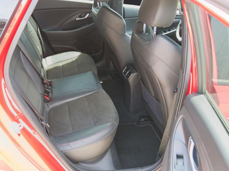 voiture occasion HYUNDAI I30 à la Réunion disponible sur noutlauto.re