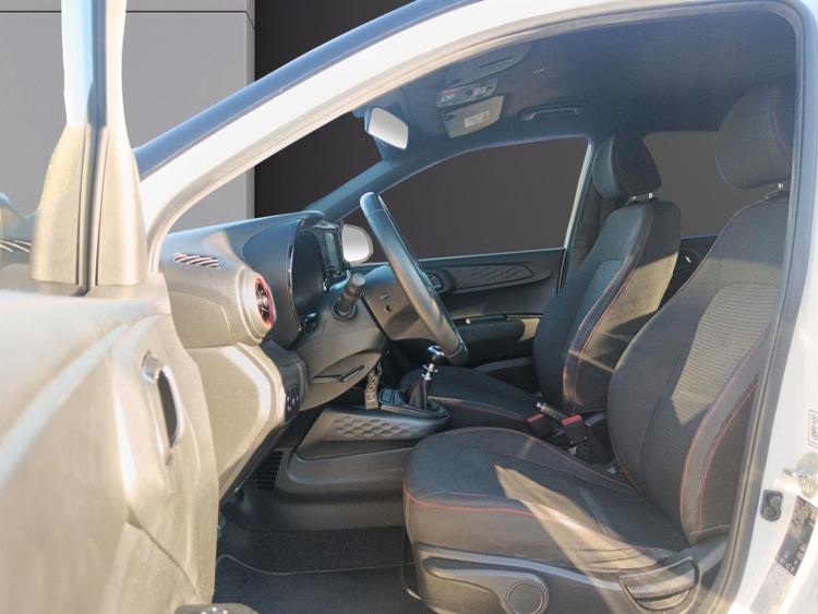 voiture occasion HYUNDAI I10 à la Réunion disponible sur noutlauto.re