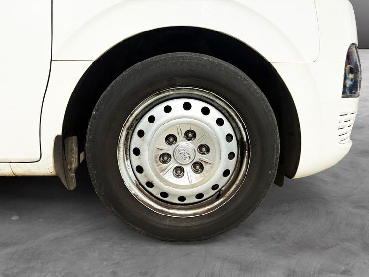 voiture occasion HYUNDAI STARIA à la Réunion disponible sur noutlauto.re