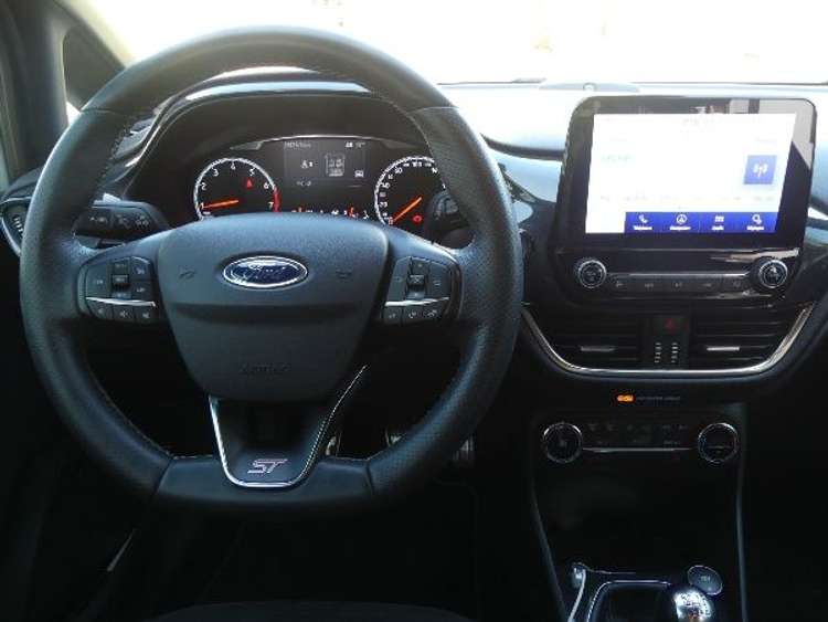voiture occasion FORD FIESTA à la Réunion disponible sur noutlauto.re