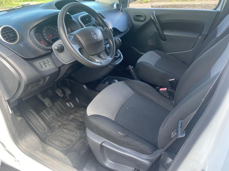 voiture occasion RENAULT KANGOO EXPRESS à la Réunion disponible sur noutlauto.re