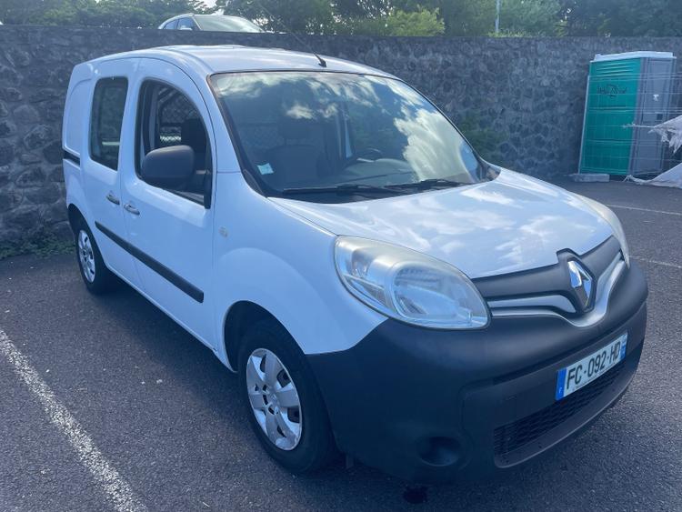 voiture occasion RENAULT KANGOO EXPRESS à la Réunion disponible sur noutlauto.re