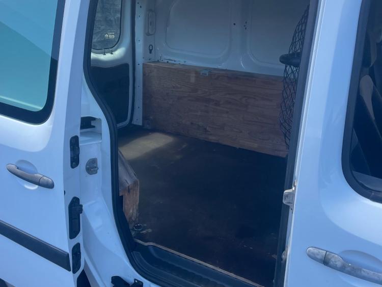 voiture occasion RENAULT KANGOO EXPRESS à la Réunion disponible sur noutlauto.re