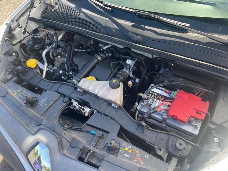 voiture occasion RENAULT KANGOO EXPRESS à la Réunion disponible sur noutlauto.re