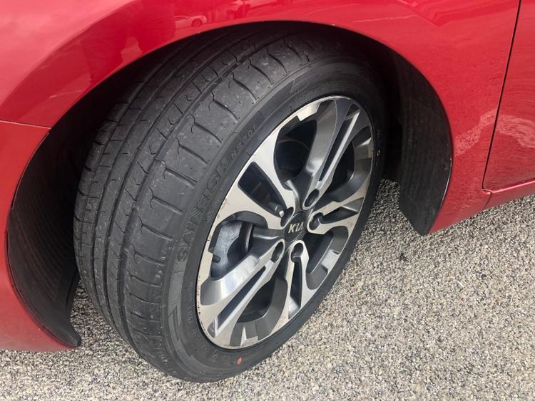 voiture occasion KIA PRO_CEE'D COUPE à la Réunion disponible sur noutlauto.re