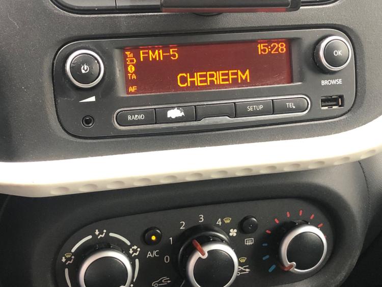 voiture occasion RENAULT TWINGO III à la Réunion disponible sur noutlauto.re