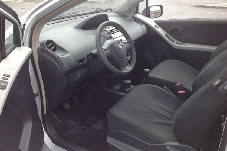 voiture occasion TOYOTA YARIS à la Réunion disponible sur noutlauto.re