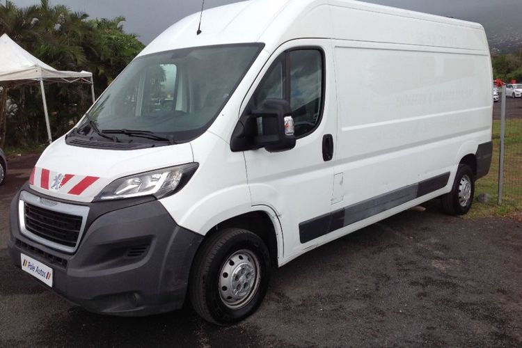 voiture occasion PEUGEOT BOXER à la Réunion disponible sur noutlauto.re