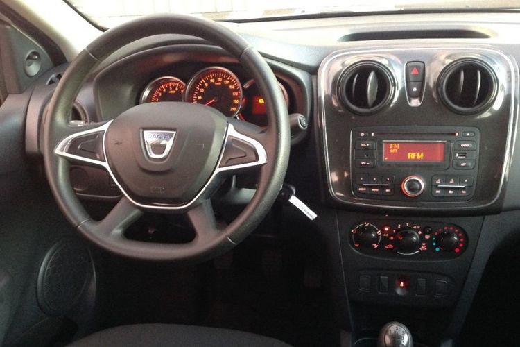 voiture occasion DACIA SANDERO à la Réunion disponible sur noutlauto.re