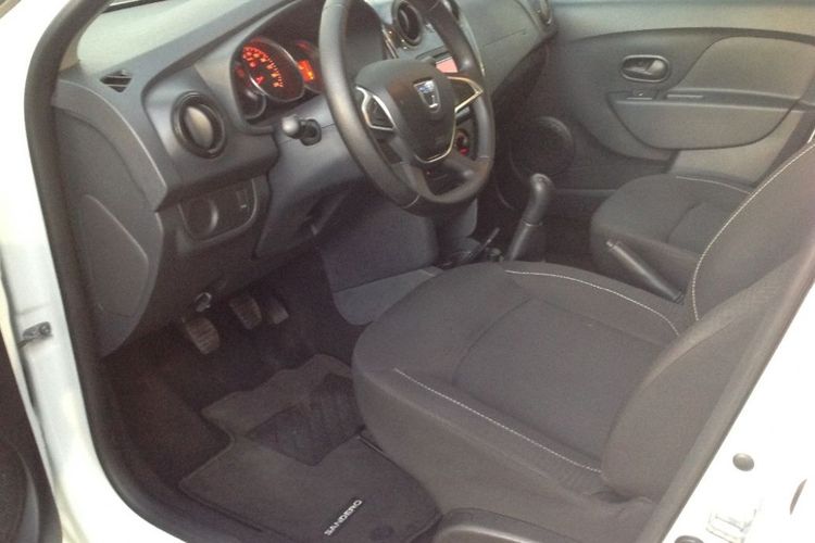 voiture occasion DACIA SANDERO à la Réunion disponible sur noutlauto.re