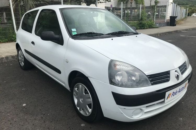voiture occasion RENAULT CLIO à la Réunion disponible sur noutlauto.re