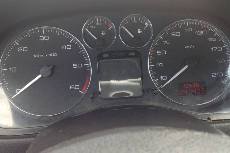 voiture occasion PEUGEOT 307 à la Réunion disponible sur noutlauto.re