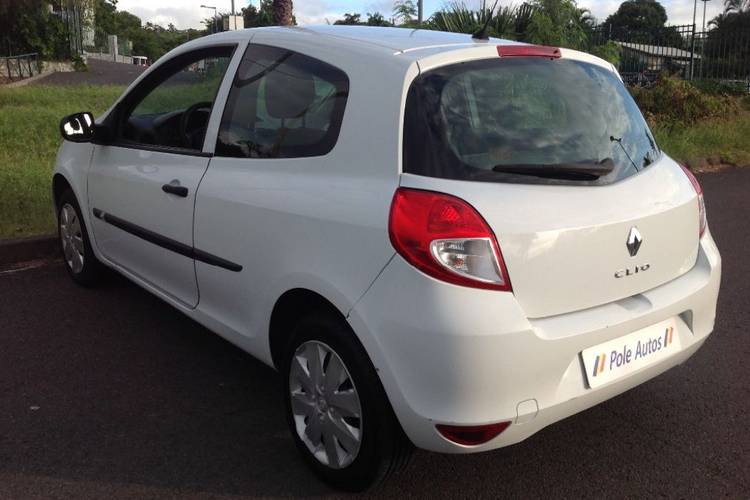 voiture occasion RENAULT CLIO à la Réunion disponible sur noutlauto.re