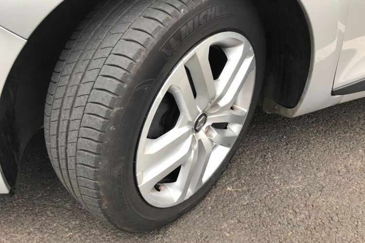 voiture occasion RENAULT CLIO à la Réunion disponible sur noutlauto.re