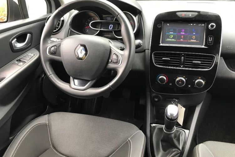 voiture occasion RENAULT CLIO à la Réunion disponible sur noutlauto.re