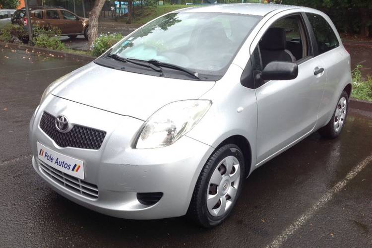 voiture occasion TOYOTA YARIS à la Réunion disponible sur noutlauto.re