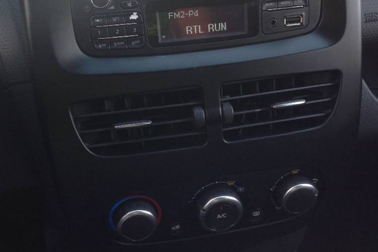 voiture occasion RENAULT CLIO à la Réunion disponible sur noutlauto.re