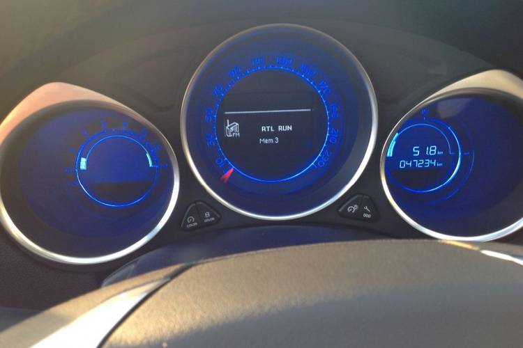 voiture occasion DS DS4 à la Réunion disponible sur noutlauto.re