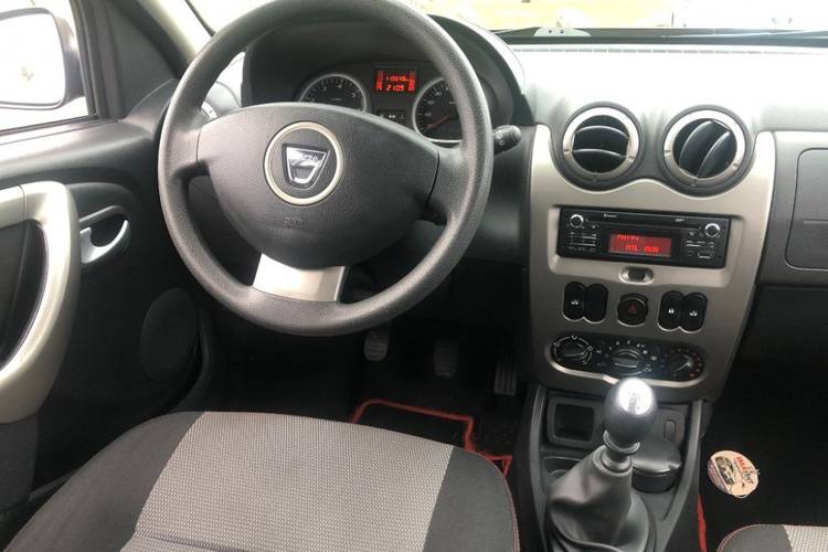 voiture occasion DACIA DUSTER à la Réunion disponible sur noutlauto.re