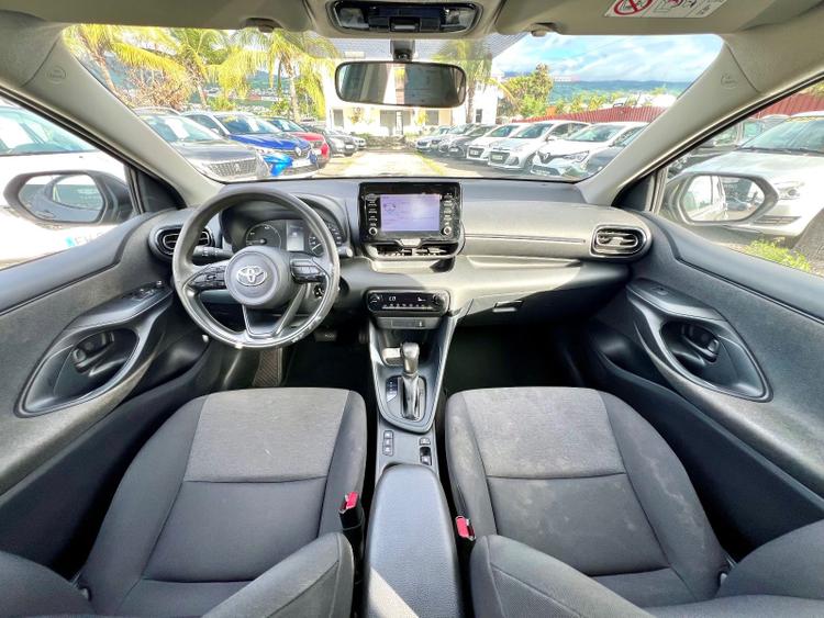 voiture occasion TOYOTA YARIS HYBRIDE MY22 à la Réunion disponible sur noutlauto.re
