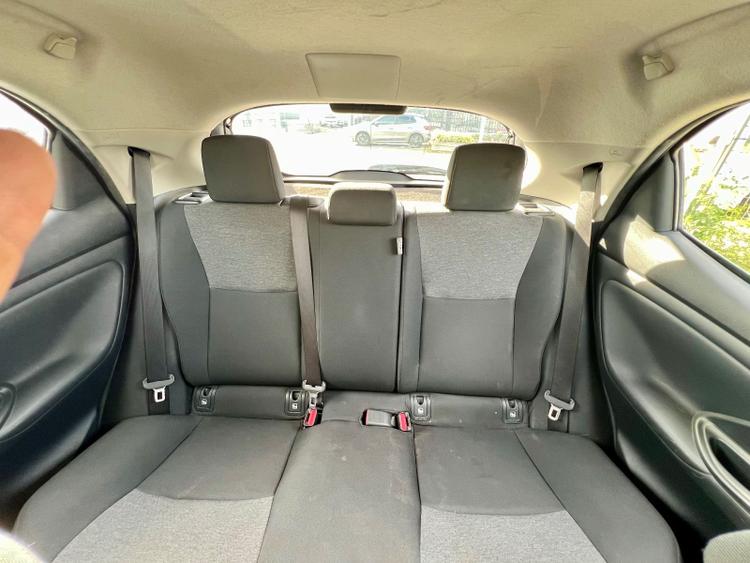 voiture occasion TOYOTA YARIS HYBRIDE MY22 à la Réunion disponible sur noutlauto.re