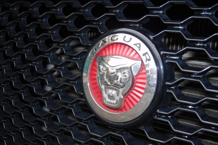 voiture occasion JAGUAR F-PACE à la Réunion disponible sur noutlauto.re
