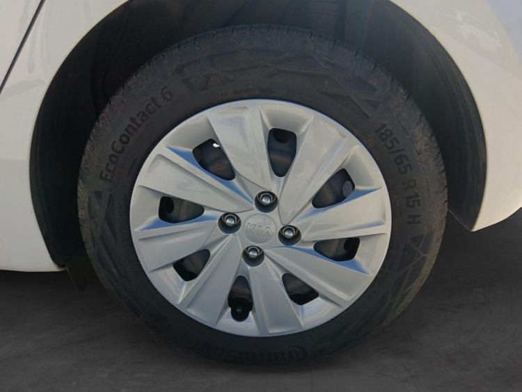 voiture occasion KIA RIO à la Réunion disponible sur noutlauto.re