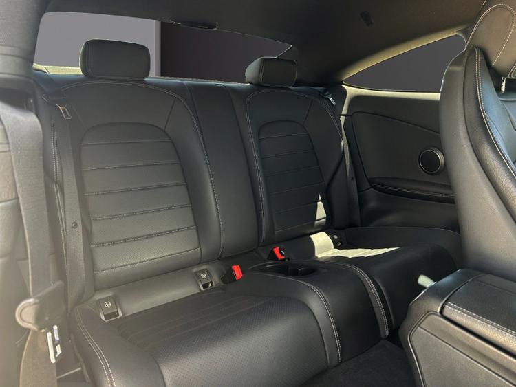 voiture occasion MERCEDES CLASSE C COUPE à la Réunion disponible sur noutlauto.re