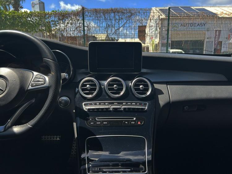 voiture occasion MERCEDES CLASSE C COUPE à la Réunion disponible sur noutlauto.re