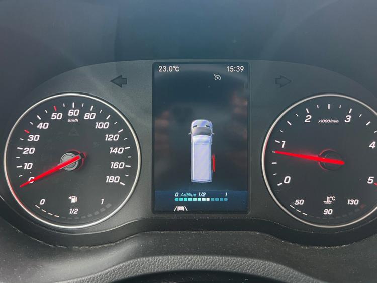 voiture occasion MERCEDES SPRINTER FOURGON à la Réunion disponible sur noutlauto.re
