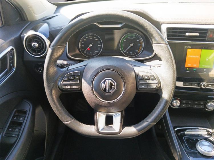 voiture occasion MG ZS à la Réunion disponible sur noutlauto.re