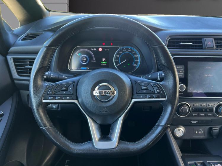 voiture occasion NISSAN LEAF 2021.5 à la Réunion disponible sur noutlauto.re