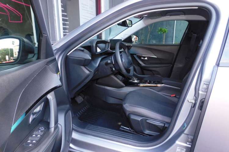 voiture occasion PEUGEOT 2008 à la Réunion disponible sur noutlauto.re