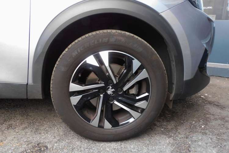 voiture occasion PEUGEOT 2008 à la Réunion disponible sur noutlauto.re