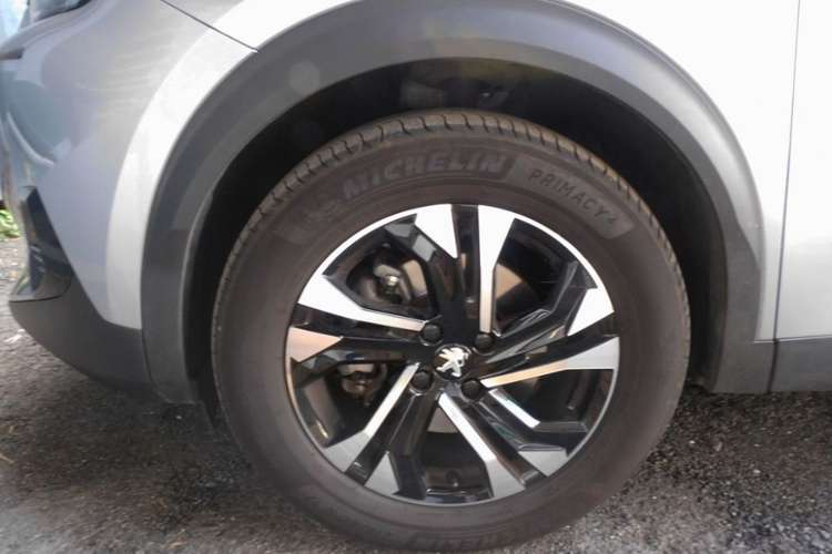 voiture occasion PEUGEOT 2008 à la Réunion disponible sur noutlauto.re