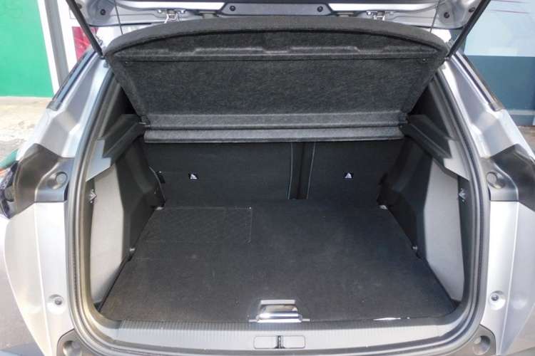 voiture occasion PEUGEOT 2008 à la Réunion disponible sur noutlauto.re