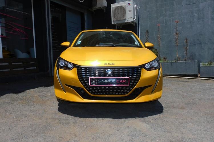 voiture occasion PEUGEOT 208 à la Réunion disponible sur noutlauto.re