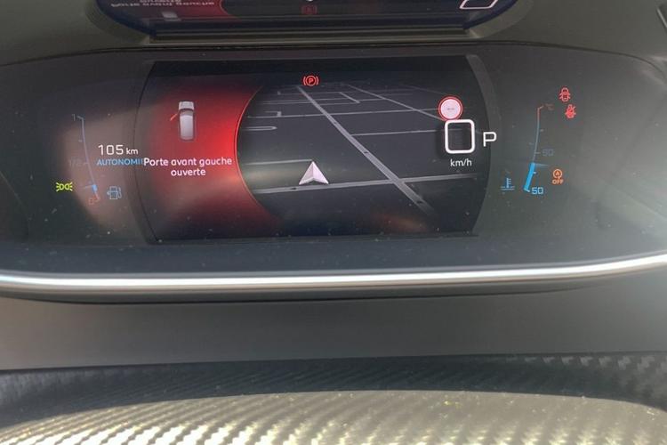voiture occasion PEUGEOT 208 à la Réunion disponible sur noutlauto.re