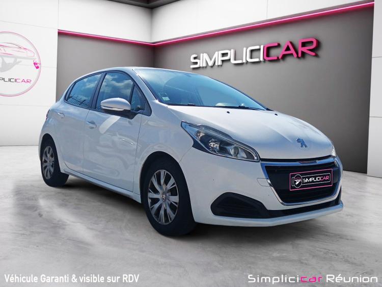 voiture occasion PEUGEOT 208 à la Réunion disponible sur noutlauto.re
