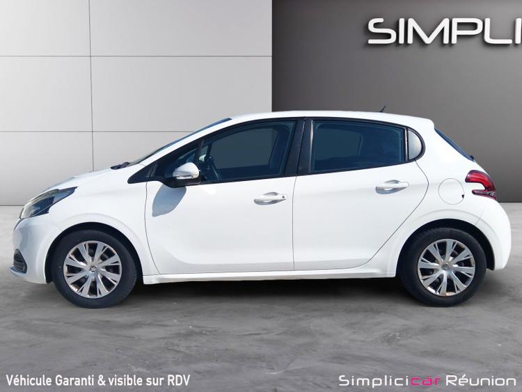 voiture occasion PEUGEOT 208 à la Réunion disponible sur noutlauto.re
