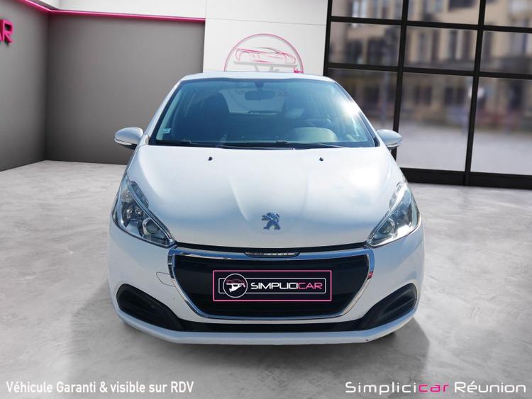 voiture occasion PEUGEOT 208 à la Réunion disponible sur noutlauto.re