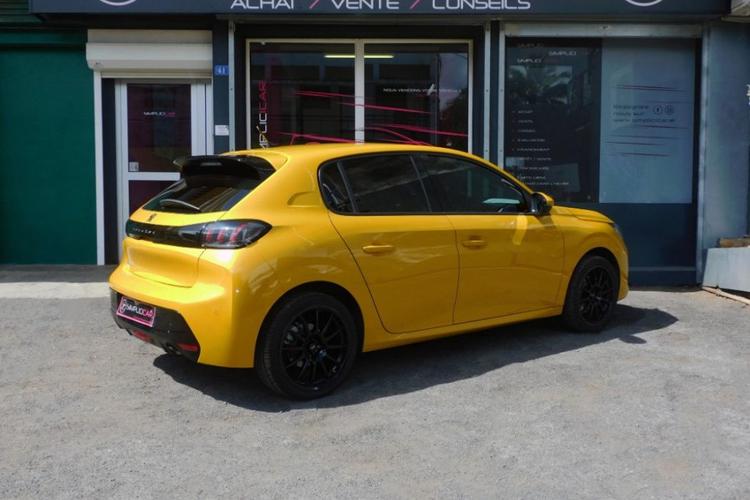 voiture occasion PEUGEOT 208 à la Réunion disponible sur noutlauto.re