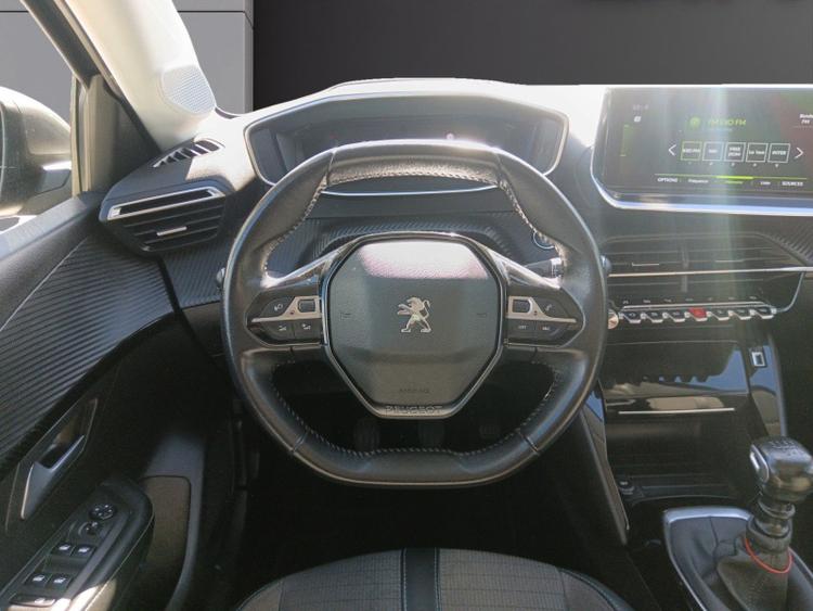 voiture occasion PEUGEOT 208 à la Réunion disponible sur noutlauto.re