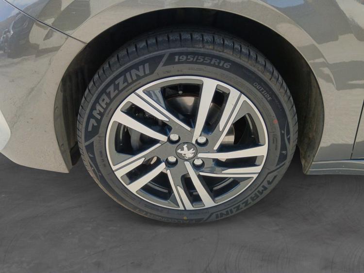 voiture occasion PEUGEOT 208 à la Réunion disponible sur noutlauto.re