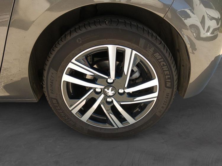 voiture occasion PEUGEOT 208 à la Réunion disponible sur noutlauto.re