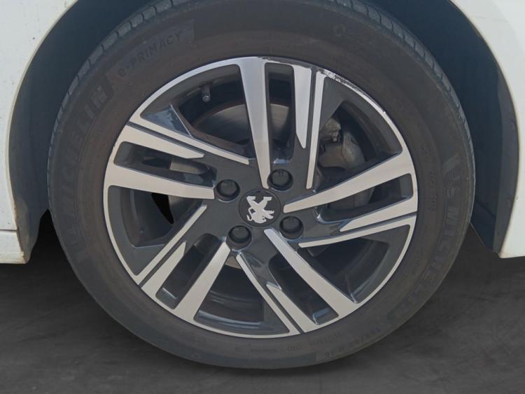 voiture occasion PEUGEOT 208 à la Réunion disponible sur noutlauto.re