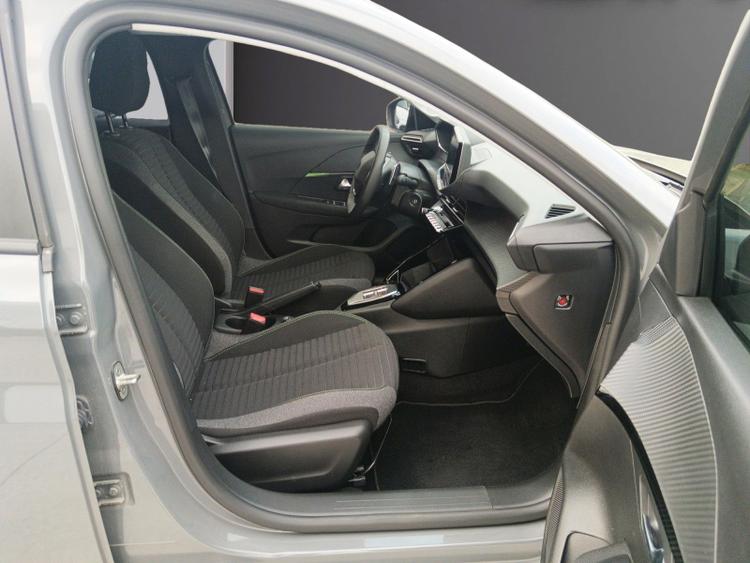 voiture occasion PEUGEOT 208 à la Réunion disponible sur noutlauto.re